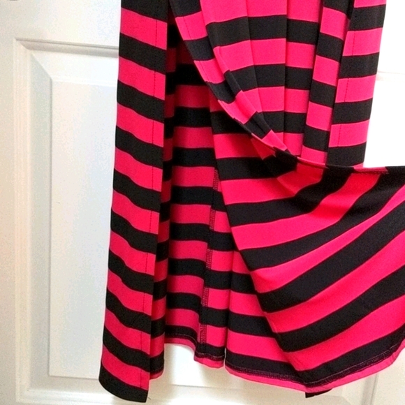 NWT Sleeveless Maxi dress in stripe with belt - Picture 6 of 6